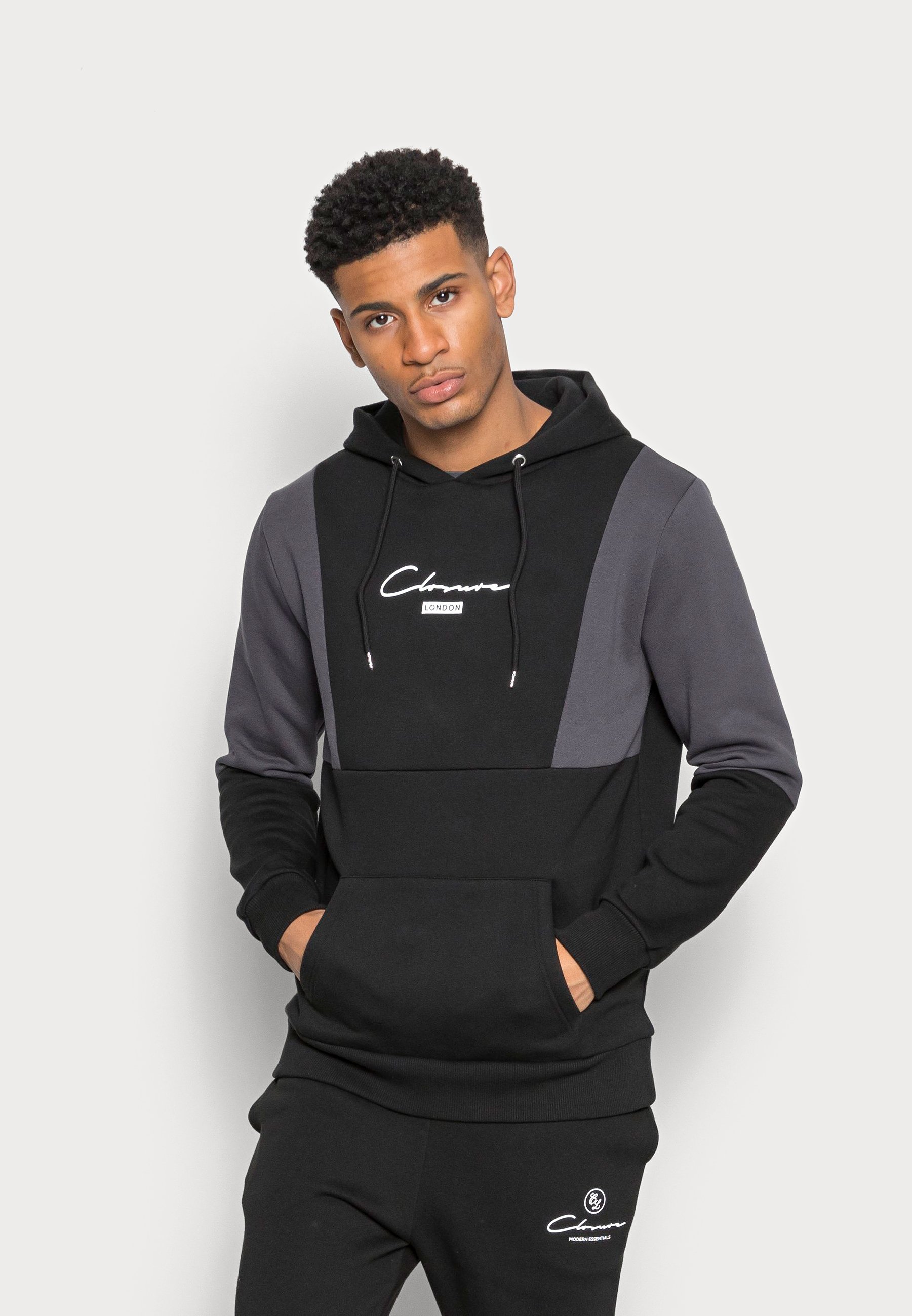 Vêtements CLOSURE London CUT SEW LONDON HOODY - Sweatshirt - black